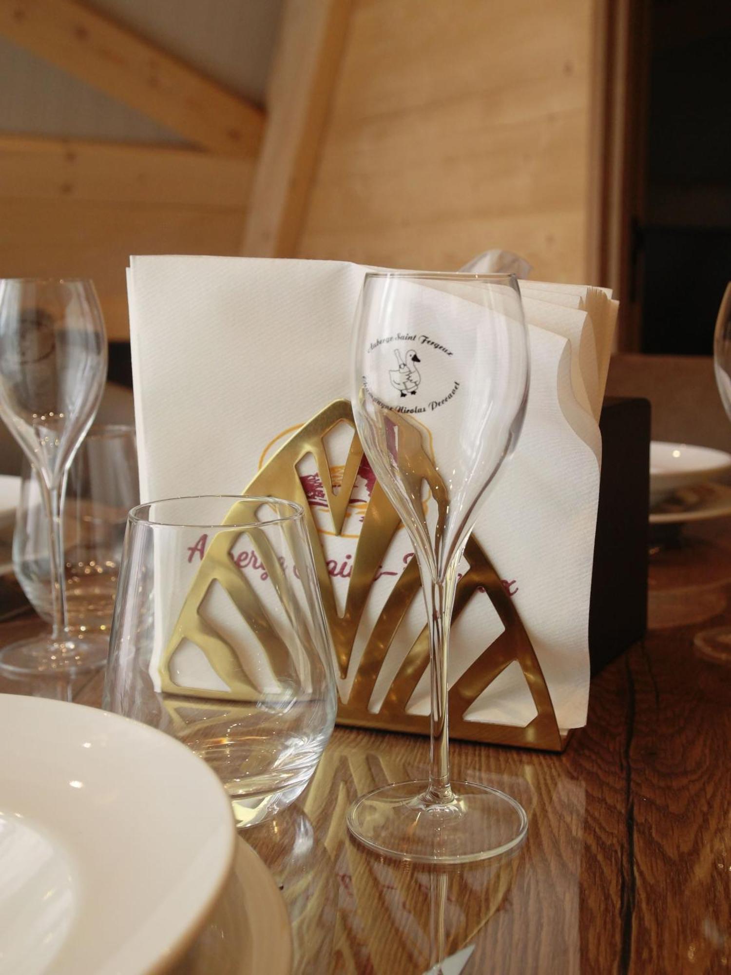 Auberge Saint Fergeux Gionges Екстер'єр фото